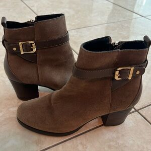 C. Wonder Taylor Booties 6.5